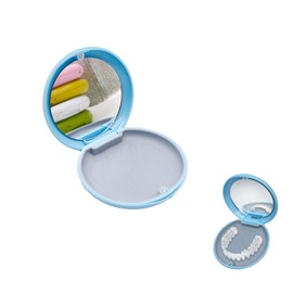 マウスピースケース リテーナーケース携帯便利 磁気開閉 鏡つき 矯正ケースおしゃれ 防塵防水 シリコンマット 家&旅行 部分義歯ケース 入れ歯ケア用品 (ブルー)