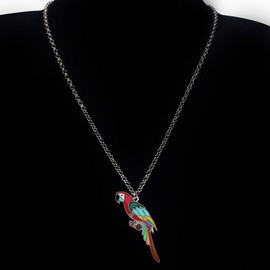 DOWAY Charm Metal Colorful Enamel Tropic Macaws Parrot Bird Pendant Necklace for Women Alloy Chain Fashion Jewelry Gifts (Multicolor)