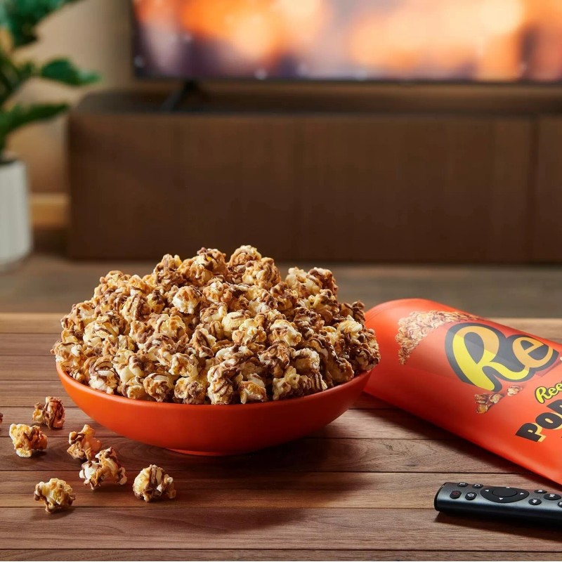 Reese's Popcorn (5.25oz) Popcorn Drizzled in Reese's Peanut Butter &