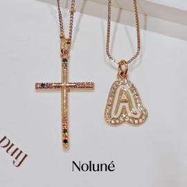 2 Pairs Trendy Sparkling Cross Gold Layered Necklace for Women Street Style Flat Initial Pendant & Colorful Cross Charm Jewelry:_Letter I