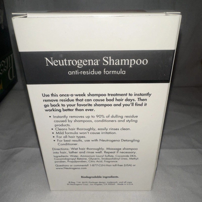 NEUTROGENA Anti-Residue Shampoo 6Oz. Bottle Discontinued New In Box
