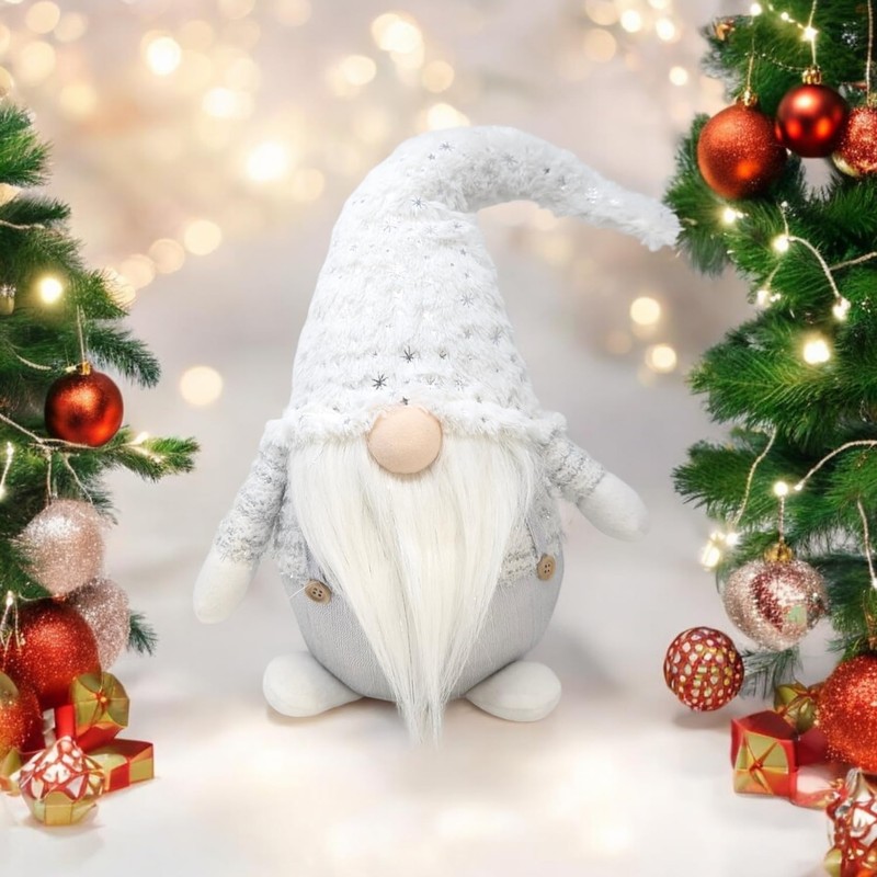 com-four® Christmas Gnome in Cute Design, Great For Your Christmas