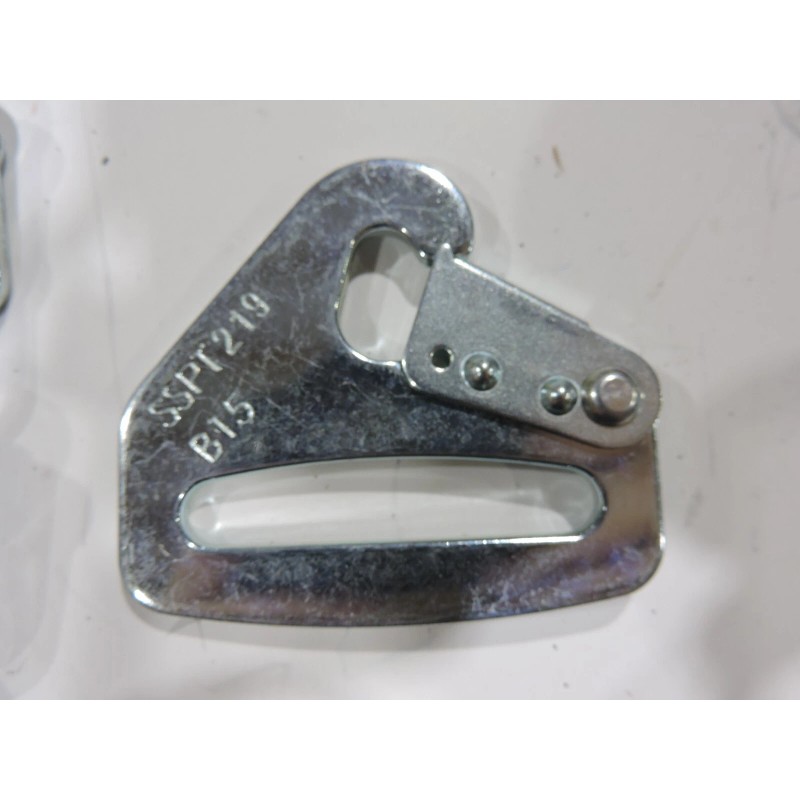 Schroth (6) NEW Schroth seat belt snap hooks 2019/2021 man.