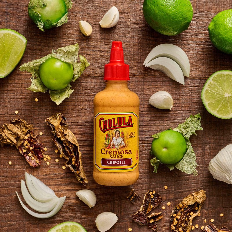 Cholula Cremosa Sauce, Chipotle, Medium Heat, Creamy, Smoky, Squeezable Topping