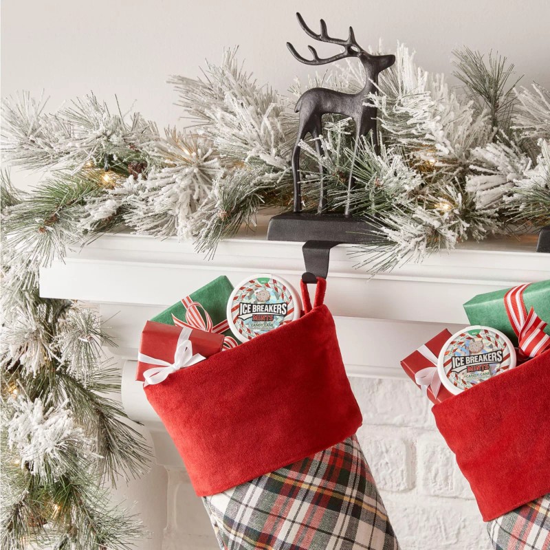 Ice Breakers Candy Cane Sugar Free Breath Mints 1.5 Oz