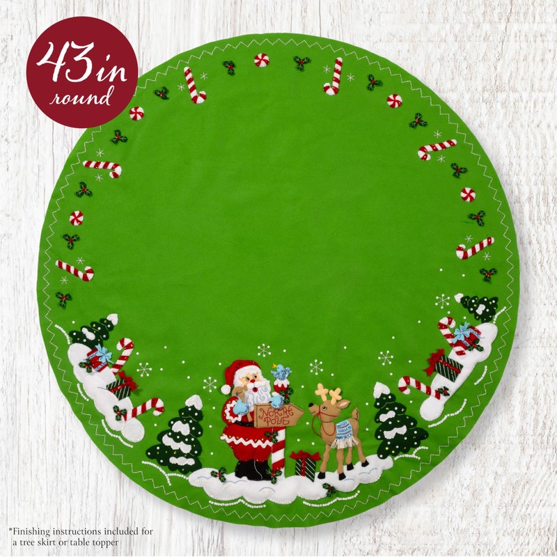 FolkArt, North Pole This Way, Bucilla Felt Applique 43" Tree
