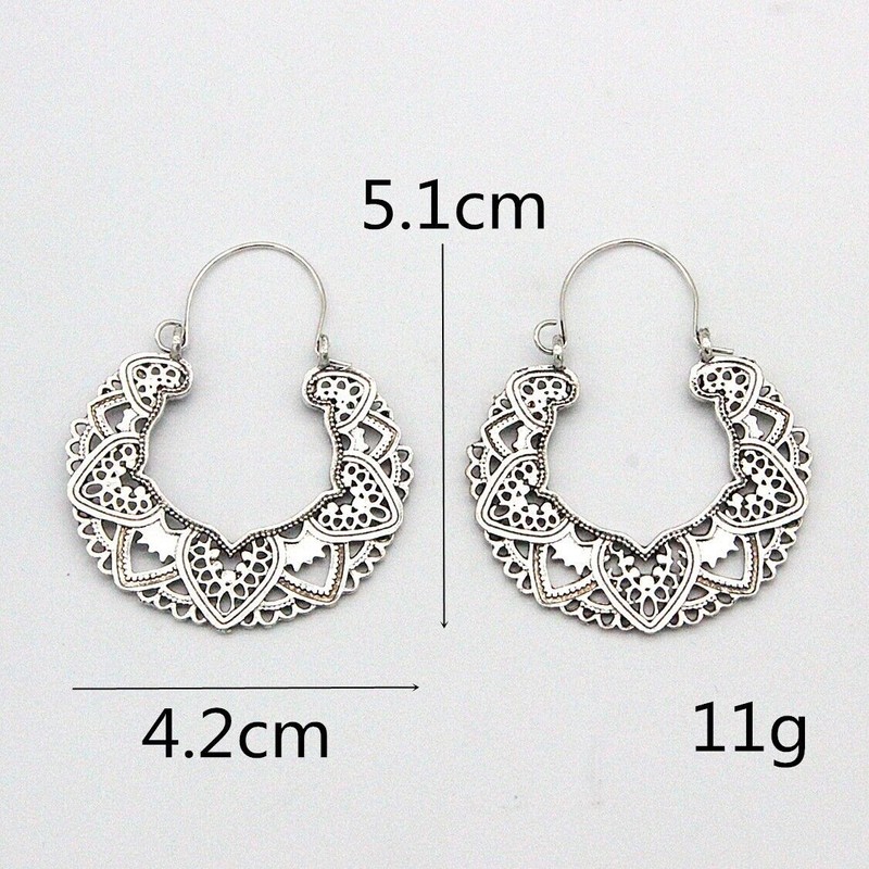 Unbranded Elegant Silver Plated Hoop Earrings Hollow Pattern Heart Shape
