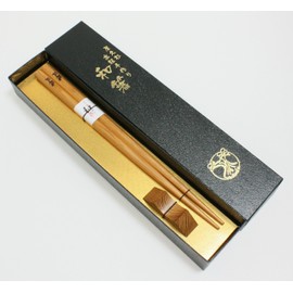Yakusugi Premium Japanese Chopsticks with Chopsticks Rest with 1 Pair Octagonal Type, 9.1 inches (23 cm) Chopstick