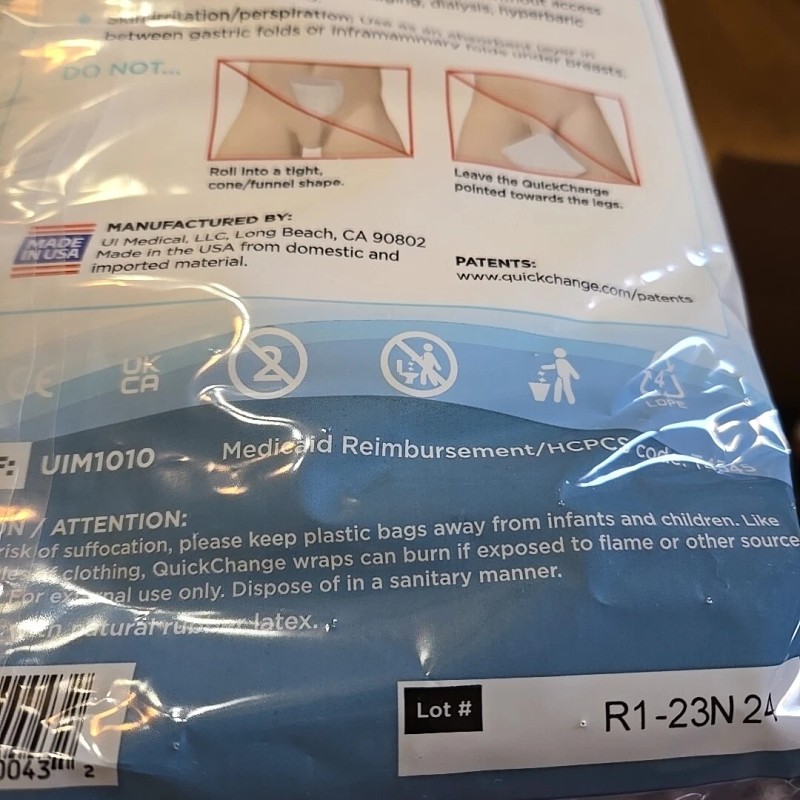 QuickChange Men's Incontinence Wrap | 1 Size | 10 Count