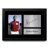 HWC Trading A4 FR Bobby Moore West Ham United The