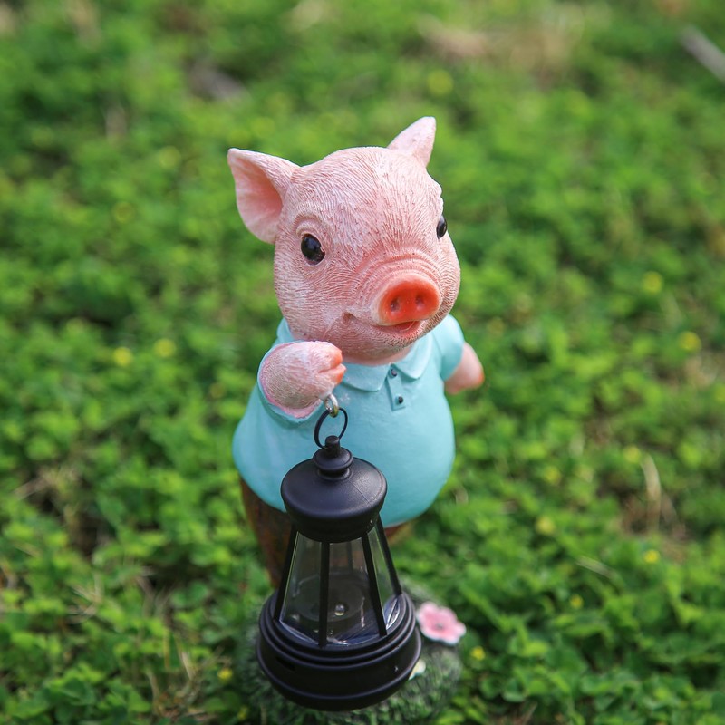 GKWRZXBK Solar Powered Garden Pig Statue - Charming Outdoor Decor
