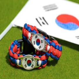 National Museum of Korea Goods Taegeukgi Bracelet DIY Kit Knot Bracelet Making Traditional Craft Experience I agree to third party provision for delivery of Korean souvenirs / 국립중앙박물관 굿즈 태극기팔찌DIY키트 매듭팔찌만들기 전통공예체험 한국기념품 배송을 위한 제3자 제공에 동의합니다