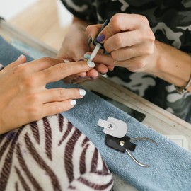 Beavorty 4pcs Pu Cuticle Scissors Covers Protective Pouches for Nail Clippers Design for Grooming Shears for Friends Versatile and Stylish Protective Cover