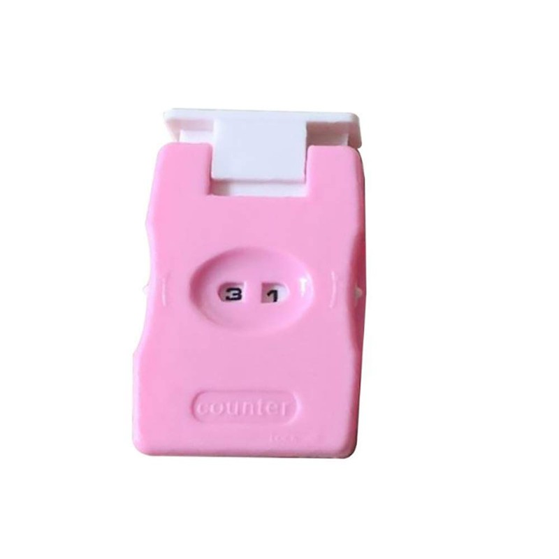 4 x Knitting and Crochet Tools (Random Color)