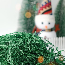 TCAIRG 1.5 lb Green Crinkle Cut Paper Shred Filler for Bag Gift Box Basket Confetti Paper Shreded Stuffing Decoration for Valentine's Day Holiday Party