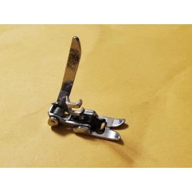 Husqvarna Viking Free Motion Foot  fits vintage  Sewing Machines singer brother pfaff+   (g10V)S6