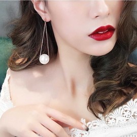 Iaceble Vintage Pearl Earrings Long Pearl Stud Earrings Boho Gold Pearl Pendant Earrings Big Pearl Dangling Earrings Jewelry for Women and Girls