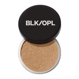 Black Opal True Color Soft Velvet Finishing Powder, 600 Dark - Donkere huidtinten met een warme ondertoon.