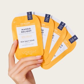 VOESH Pedi in a Box Deluxe 4 pasos, paquete de 3 - Tratamiento intensivo de pies - Pedicura VOESH en una caja - Kit de pedi DIY - Kit de pedicura de spa vegano - Kit de remojo de pedicura - Cuidado de pies en casa