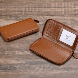 HISCOW Zippered Checkbook Cover & Card Holder with Divider - Italian Calfskin (Antiqued Brown)