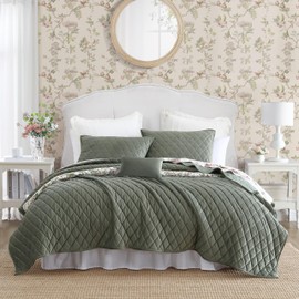 Laura Ashley - King Quilt Set, Solid Velvet Reversible Bedding, All Season Home Decor with Shams & Bonus Pillow Cover (Diamond Stitch Dark Green, King)