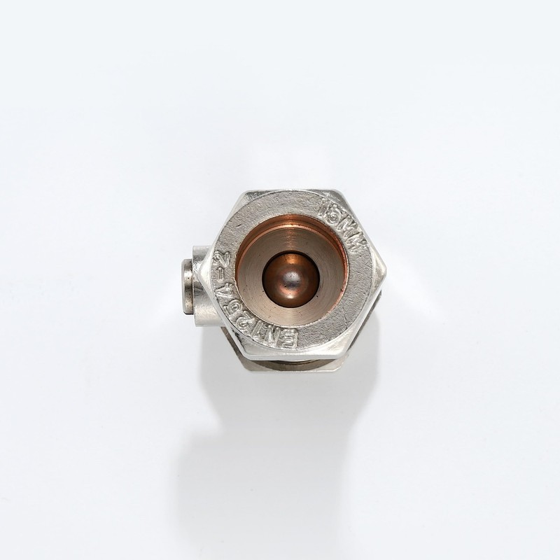 Flat Faced Isolation Service Valve, 15mm x 1/2" Male End,