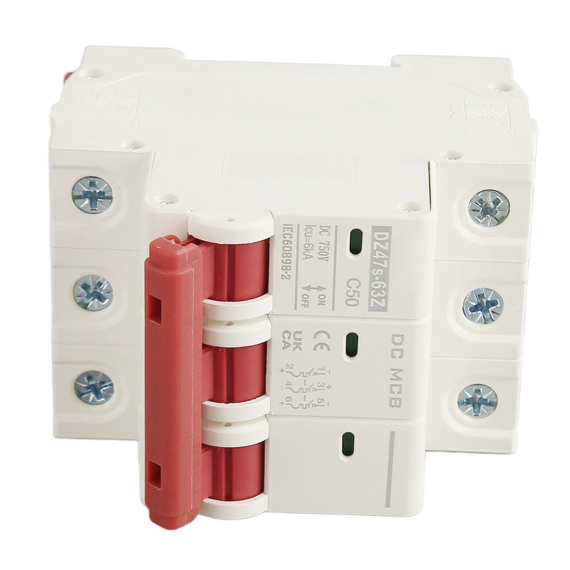 3P Direct Current Circuit Breaker Practical Small Circuit Breaker for
