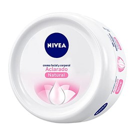 NIVEA Crema Corporal y facial Aclarado Natural (200 ml) ayuda a unificar el tono natural de tu piel