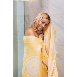 InfuseZen - Toalla turca reversible con estampado de cítricos, 100% algodón con estampado de limón, toalla de playa o toalla de baño fina