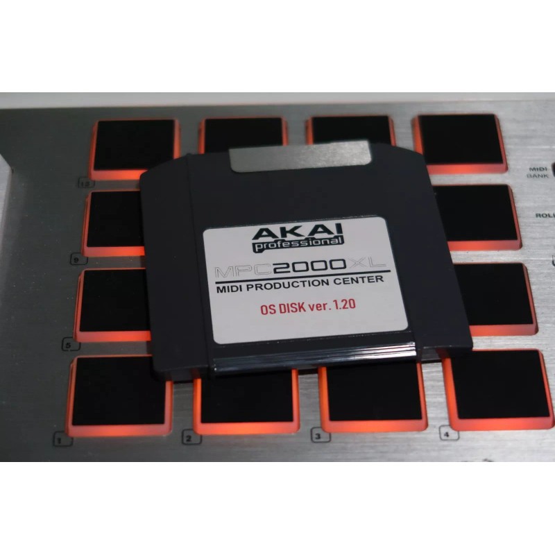 16Samples Akai MPC 2000XL OS Ver. 1.20 or 1.14 Operating