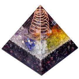 Nupuyai Garnet Healing Crystal Pyramid for Protection, Chakra Energy Crystal Quartz Points Decor 5cm