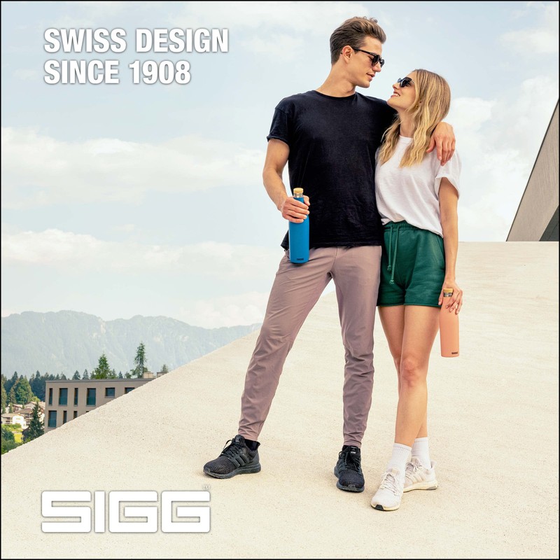 SIGG Meridian Water Bottle (0.5 L/0.7 L), Leak-Proof Stainless Steel