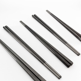 Premium Reusable Titanium-Plated Stainless Steel Chopsticks Set – Ideal Japanese & Korean Food Cooking and Anime Gifts – Non-Slip Metal Chopsticks Perfect as Kitchen Gifts (Black)