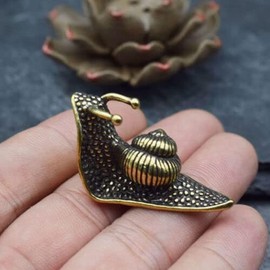 TEAMWILL Small Brass Metal Statue Ornament Animal Figurines Figurine House Decoration 1PC (Snail B (1PC)