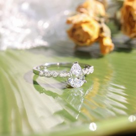 Mameloly 1.5CT Teardrop Engagement Rings for Women Marquise Pear Shaped Cubic Zirconia Promise Rings for Her Size 4