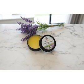 Bálsamo de cera de abejas para labios, manos y piel – Crema hidratante multiusos natural, bálsamo labial hidratante y tratamiento de piel seca con aromaterapia calmante con aroma a lavanda