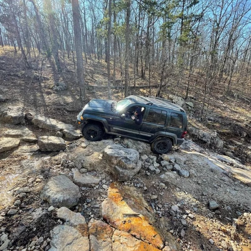 Iron Rock Off Road KJ 2.5" Foundation Series Lift Kit