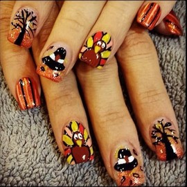 LBPEPAMZ 24Pcs Thanksgiving Press on Nails Short Square Fake Nails Orange Ombre French Tip False Nails Turkey Tree Colorful Line Glue on Nail Glitter Full Cover Glossy Stick on Nail for Women Decor