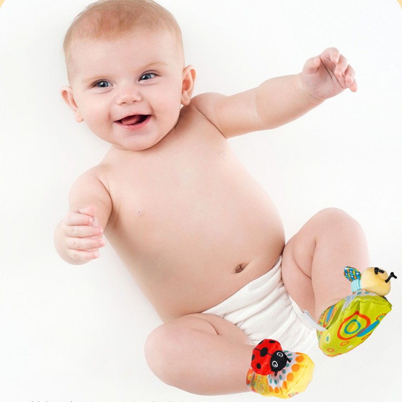 Baby Wrist Rattle Socks Set Soft Cute Cartoon Animal Hand