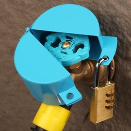 Water Faucet Lock,Outdoor water hose locks ，made of metal Suitable for Garden Faucets,Hose Bib,hose spigot，Prevent water bandit(Blue with padlock)