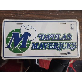 DALLAS MAVERICKS VINTAGE 1990S LICENSE PLATE