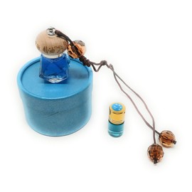 THY COLLECTIBLES Fragrance Oil Aromatic Perfume Oil Locket Pendant- Ocean Scent 10ML Prefilled Elegant Quadrangle Glass Bottle And An Extra 3ML Refill-Nice Hanging Decoration Display For Home Or Car