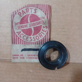 Studebaker 1951 - 1956 Studebaker Champion & 1956 Commander Horn Push Button NOS 520395