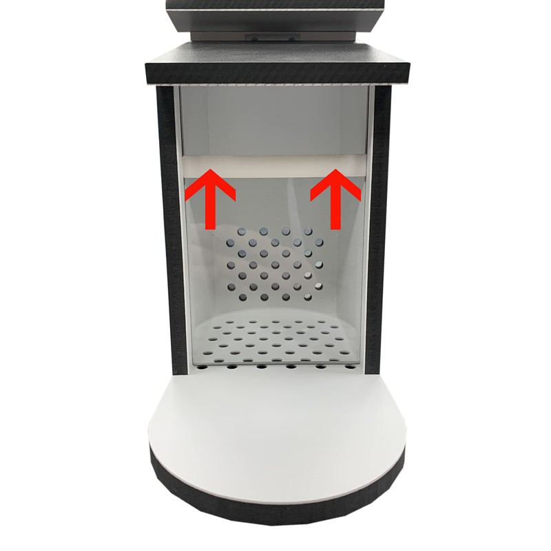 Squirrel Feeding Box - Squirrel Feeding Station - Weatherproof Plastic