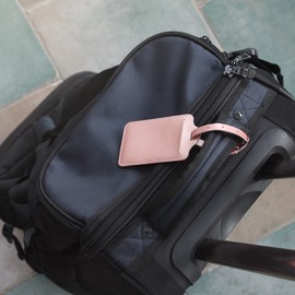 kwmobile 2 x Suitcase Tags Address Tag Suitcase Tag Name Tag School Bag Luggage Tag Travel Luggage Tag Black, Rose-Gold, 81 cm