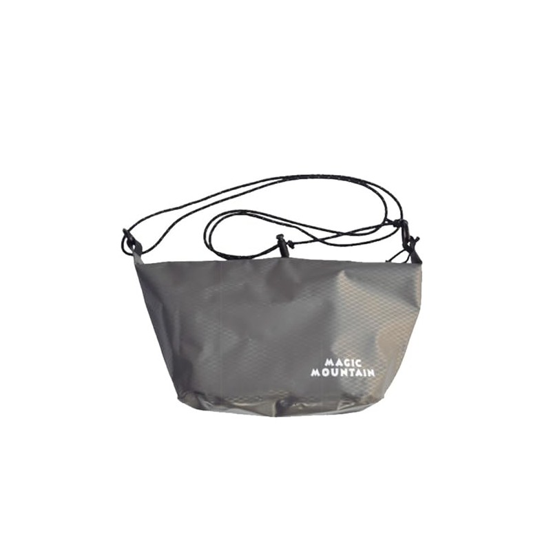 MAGIC MOUNTAIN MMDRYSC-M Seamless Dry Sacoche with Large Window, Gray