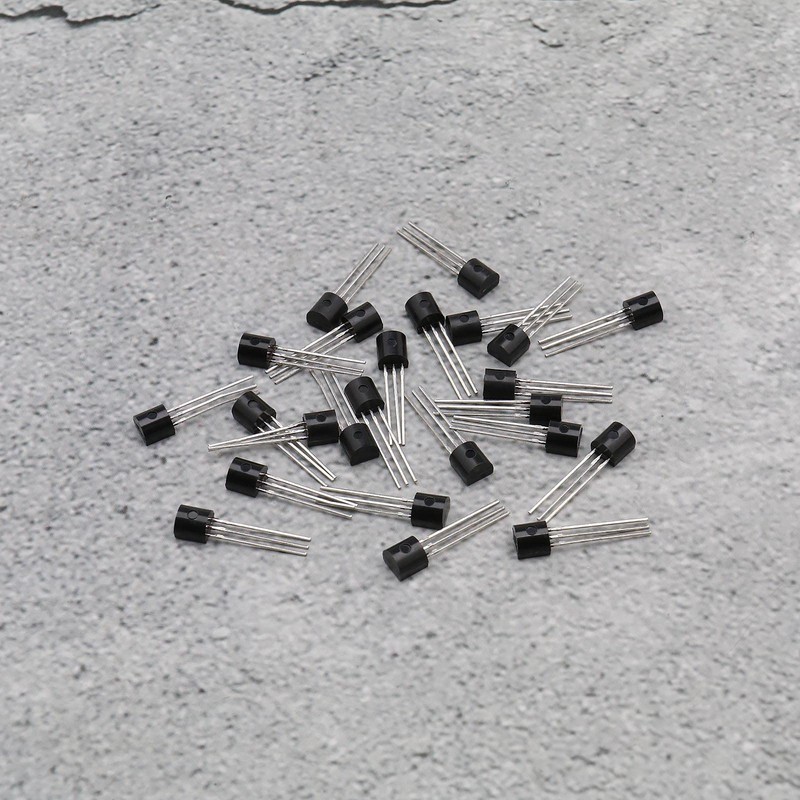 100 x N-Channel 2N7000 MOSFET Transistor TO-92 0.3A 60V 3-Pin