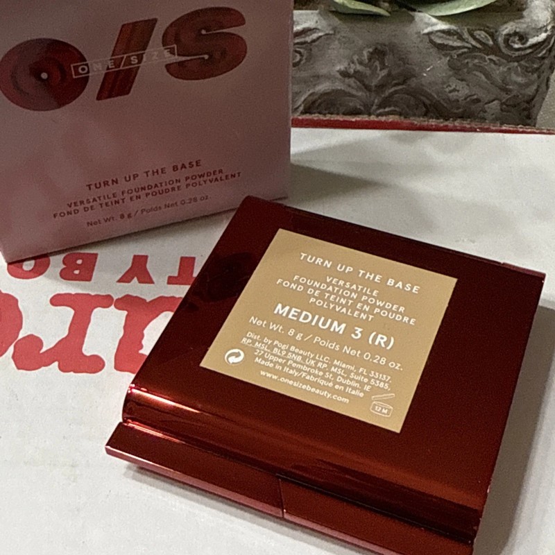 One/Size One Size Turn Up The Base Foundation Powder -