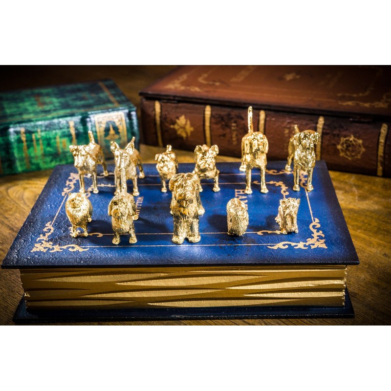 Miniature Schnauzer Made in UK Artistic Style Dog Figurine Collection