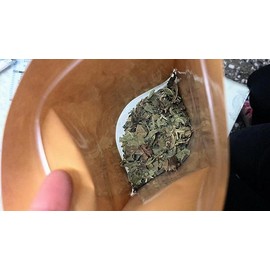 1 oz (30 grams) Organic Ficus carica leaves, Dried smashed Fig Leaves for Tea or infusion Package